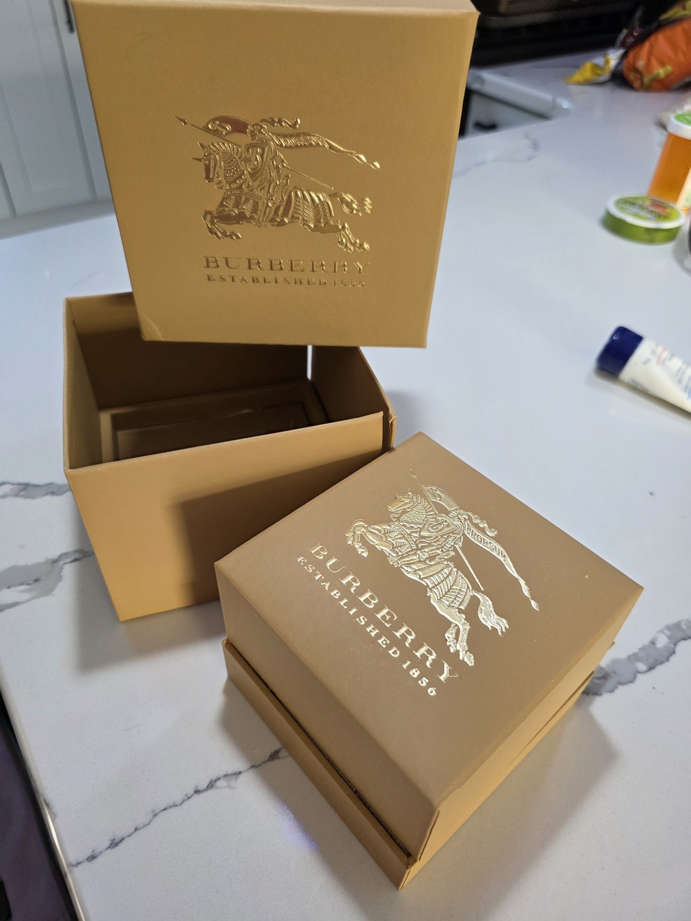 Authentic Burberry Gold Tone Ladies' Watch with Branded Box - Picture 2 of 7